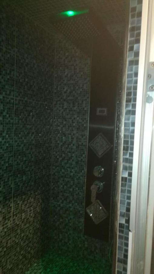 Studette Avec Spa & Jacuzzi แซ็ต ภายนอก รูปภาพ